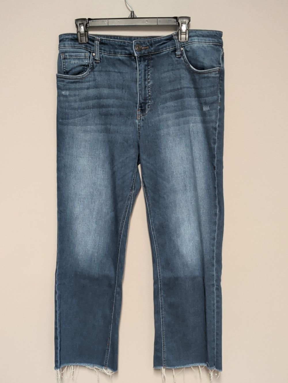 Kut from the Kloth Medium Blue Wide-Leg Cropped Jeans